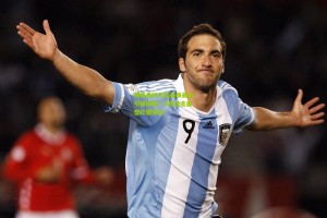 弗格森时代后曼联最佳引援揭晓！B费当选重塑红魔灵魂