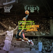 C罗银靴赛季数据引热议！摩根转发对比，两名继任者31场0球，曼联锋线陷谜题