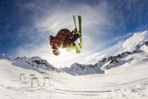 奥尔莫争夺战白热化！巴萨与拜仁本周展开转会博弈